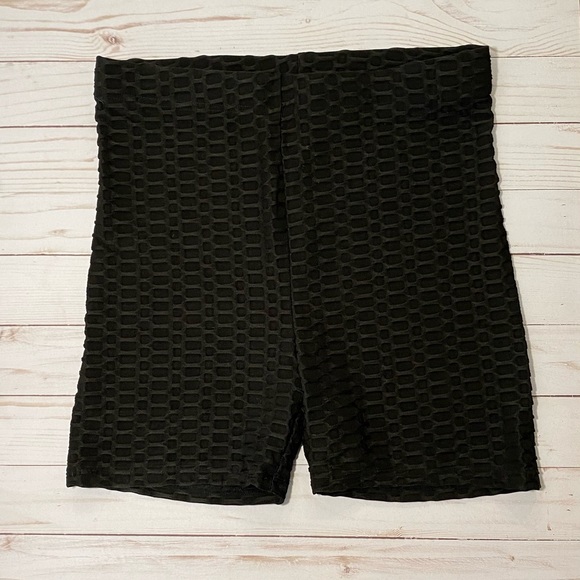 Black spandex shorts - Picture 1 of 1